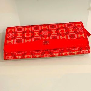 Red Floral Purse for Casual Uses